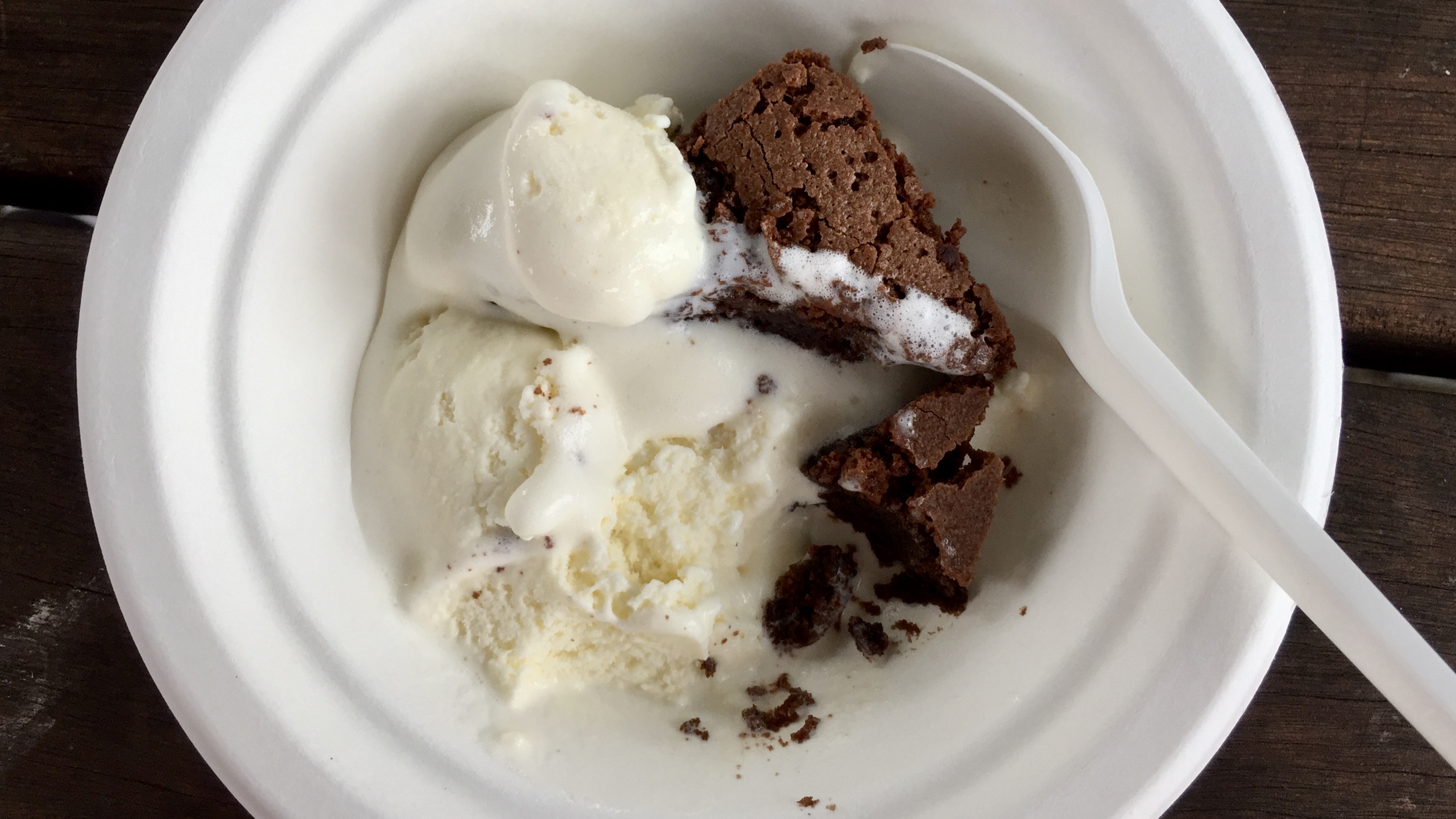 Brownie with ice-cream